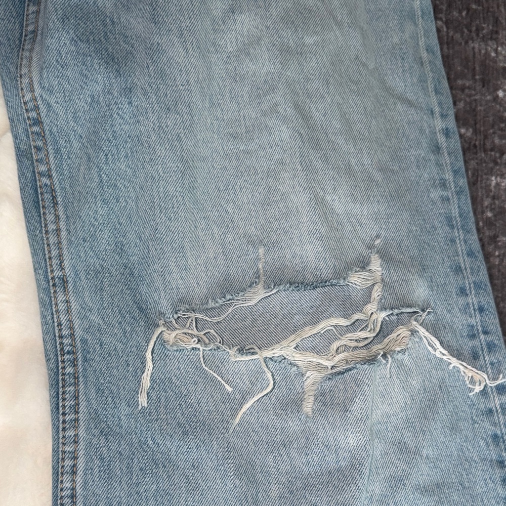 Zara Light Blue Ripped Straight-Leg Jeans - Picture 4 of 6